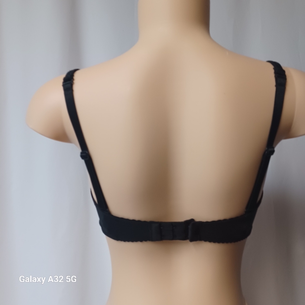 Victoria's Secret Black Lace Push-Up Bra 34DD - Picture 7 of 15